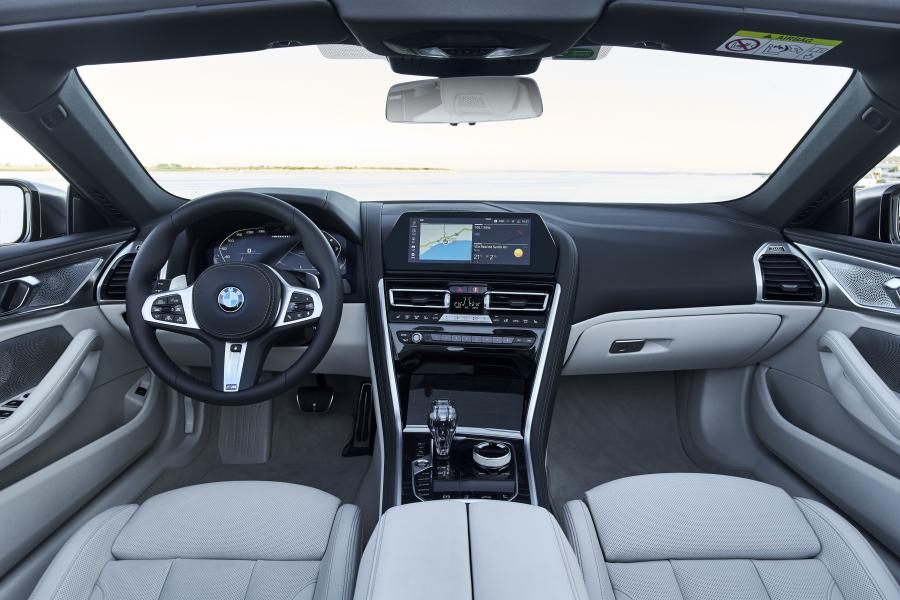 Торпедо BMW M850i xDrive Convertible (G14) 2018 года  (WW) (фото 144 из 183)